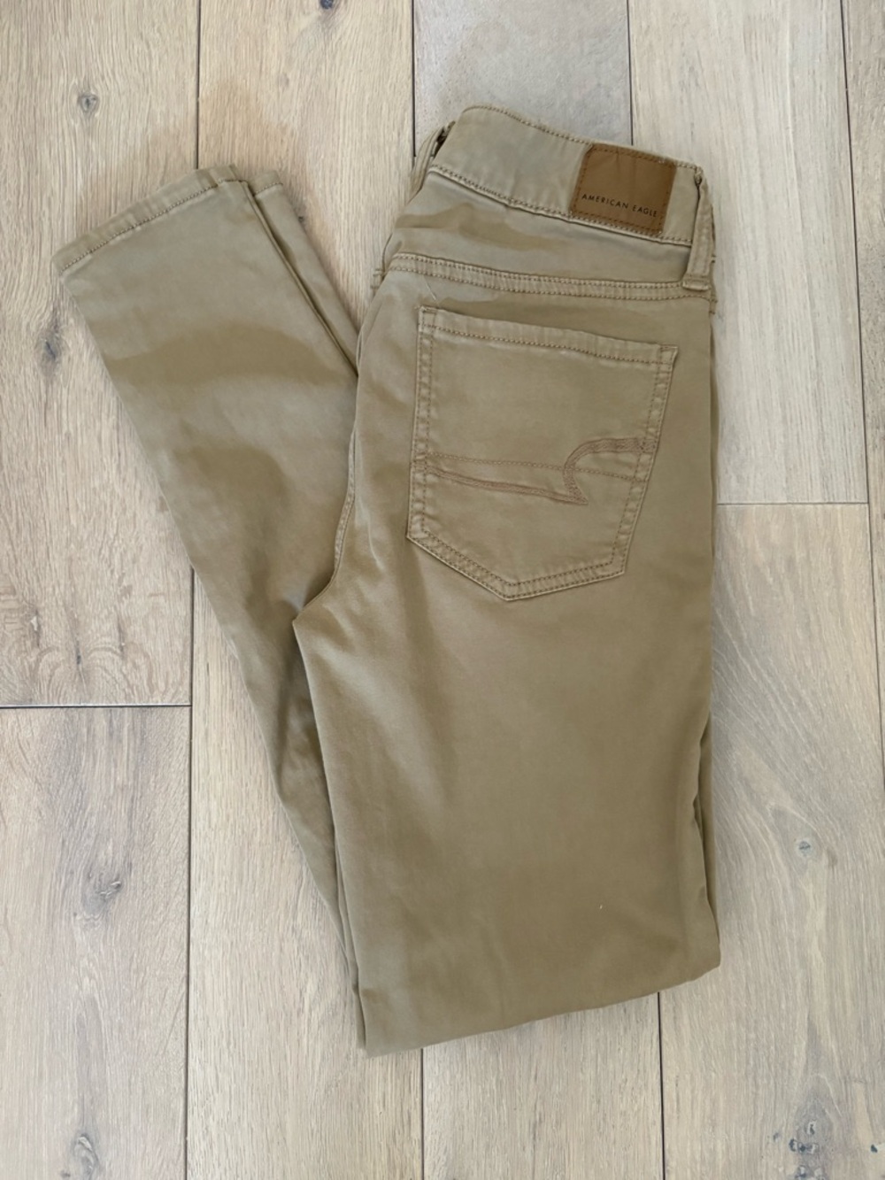 American Eagle Outfitters Khakis